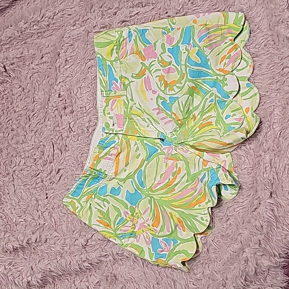 LILLY PULITZER BUTTERCUP 5 INCH SHORTS